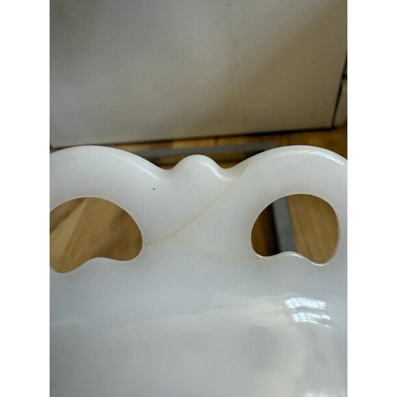Vintage Milk Glass Bowl with Open Lace Edge - Picture 6 of 7